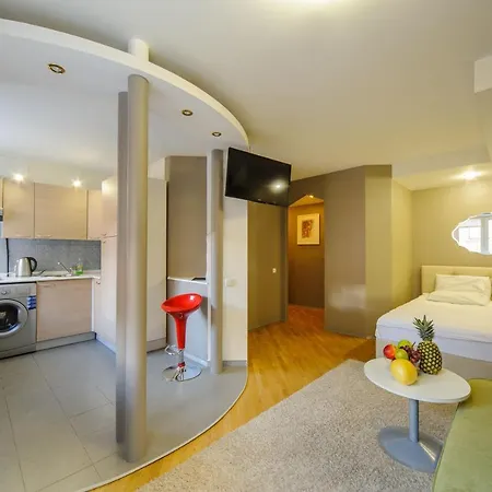 Apartland On Internatsionalnaya Mińsk