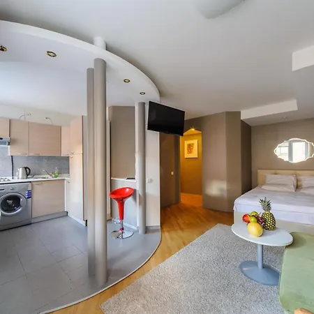 Апартаменти Apartland On Internatsionalnaya