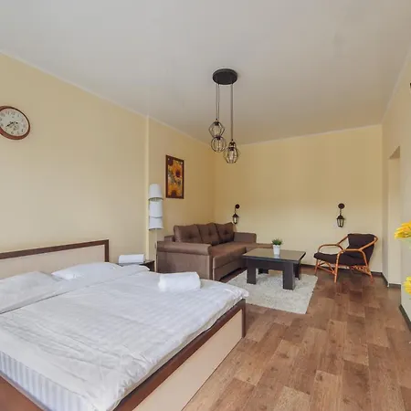 Apartland On Internatsionalnaya Mińsk