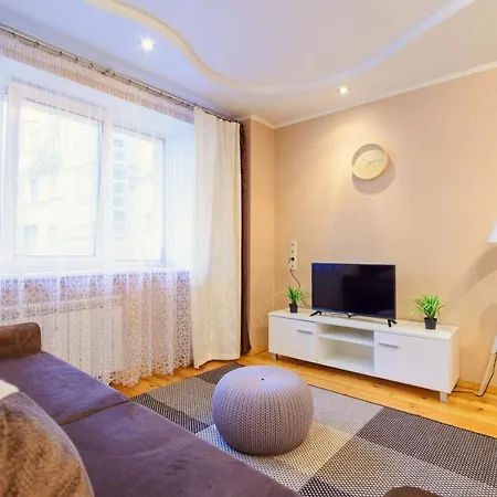 Apartland On Internatsionalnaya